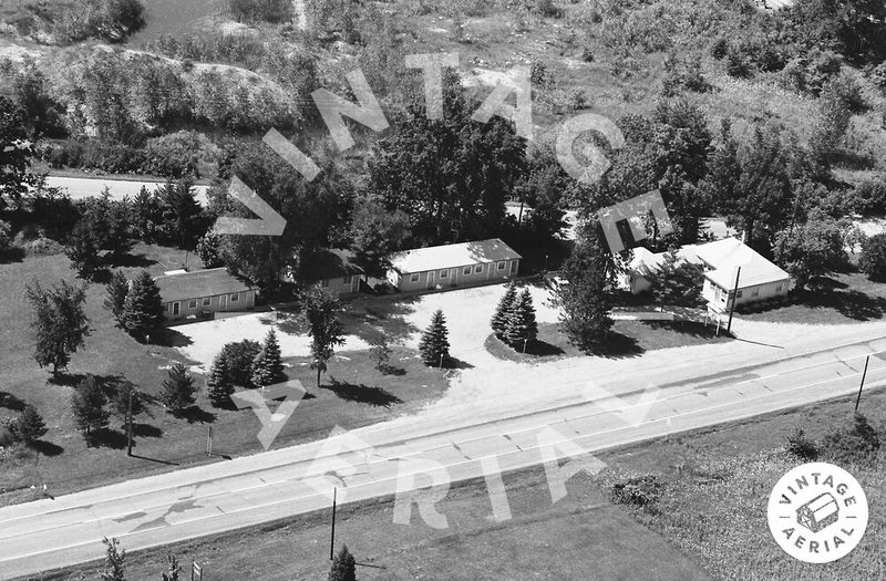 Lowell Motel - 1970 Lowell (newer photo)